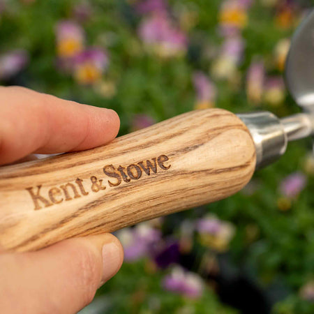 Kent & Stowe Heart Shaped Trowel